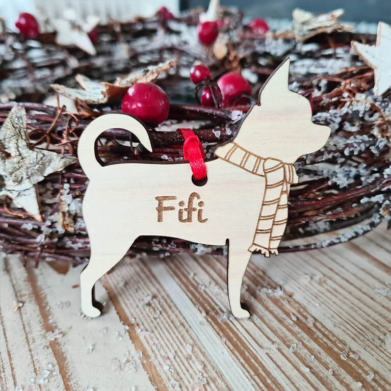 Houten Chihuahua Kortharig kersthanger als gepersonaliseerd kerstcadeau