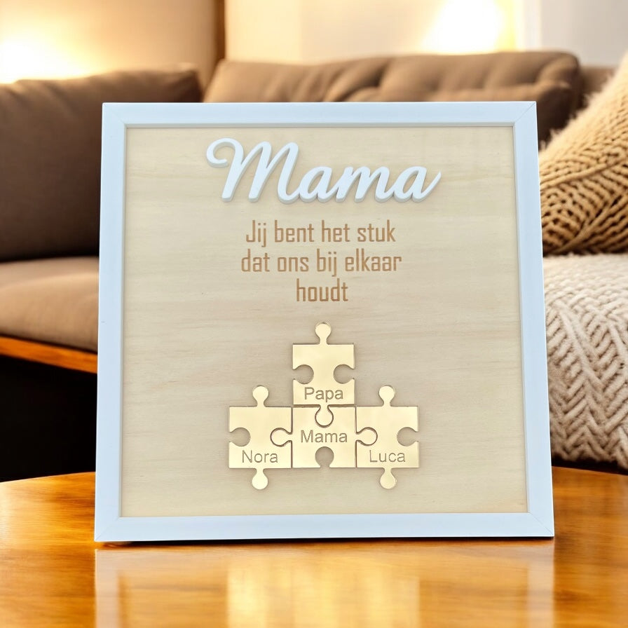 Gepersonaliseerde houten puzzelstaander wit met namen – uniek Moederdagcadeau 