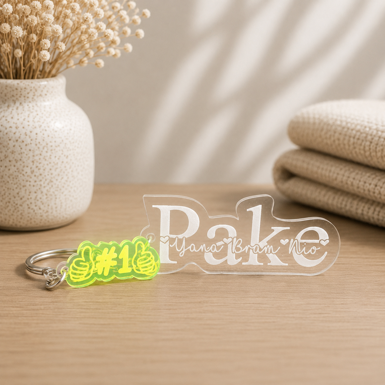 Heldere acryl sleutelhanger gepersonaliseerd voor Pake