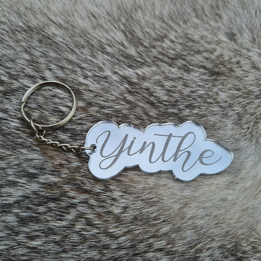 Gepersonaliseerde handgeschreven naam sleutelhanger in spiegelacrylaat zilver of goud