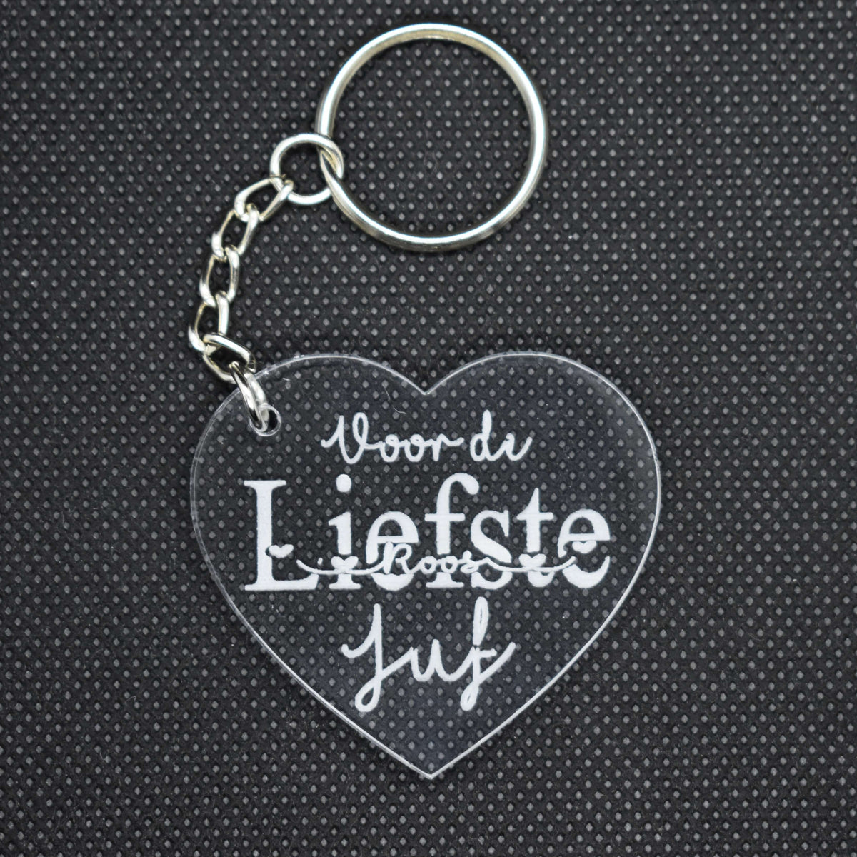 Gepersonaliseerde sleutelhanger voor juf of meester in plexiglas met naam
